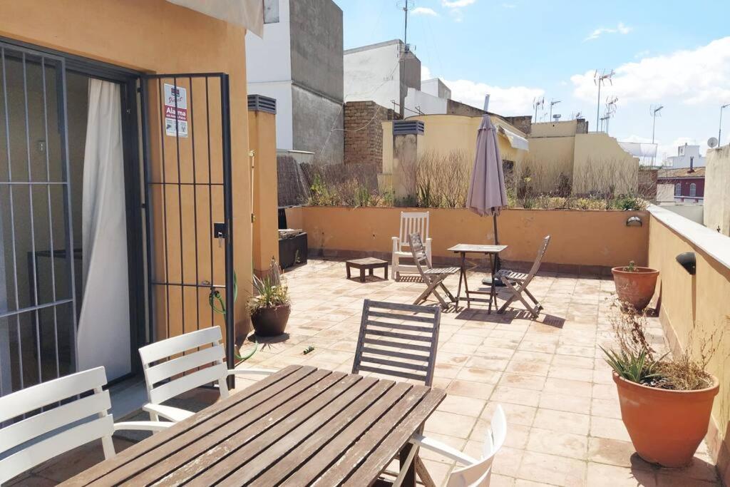 Penthouse Near Cathedral Private Rooftop Private Parking Sevilla Buitenkant foto