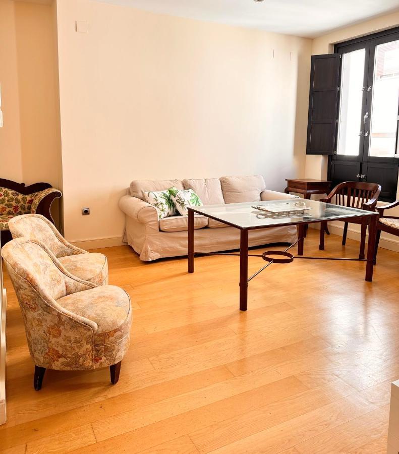 Penthouse Near Cathedral Private Rooftop Private Parking Sevilla Buitenkant foto
