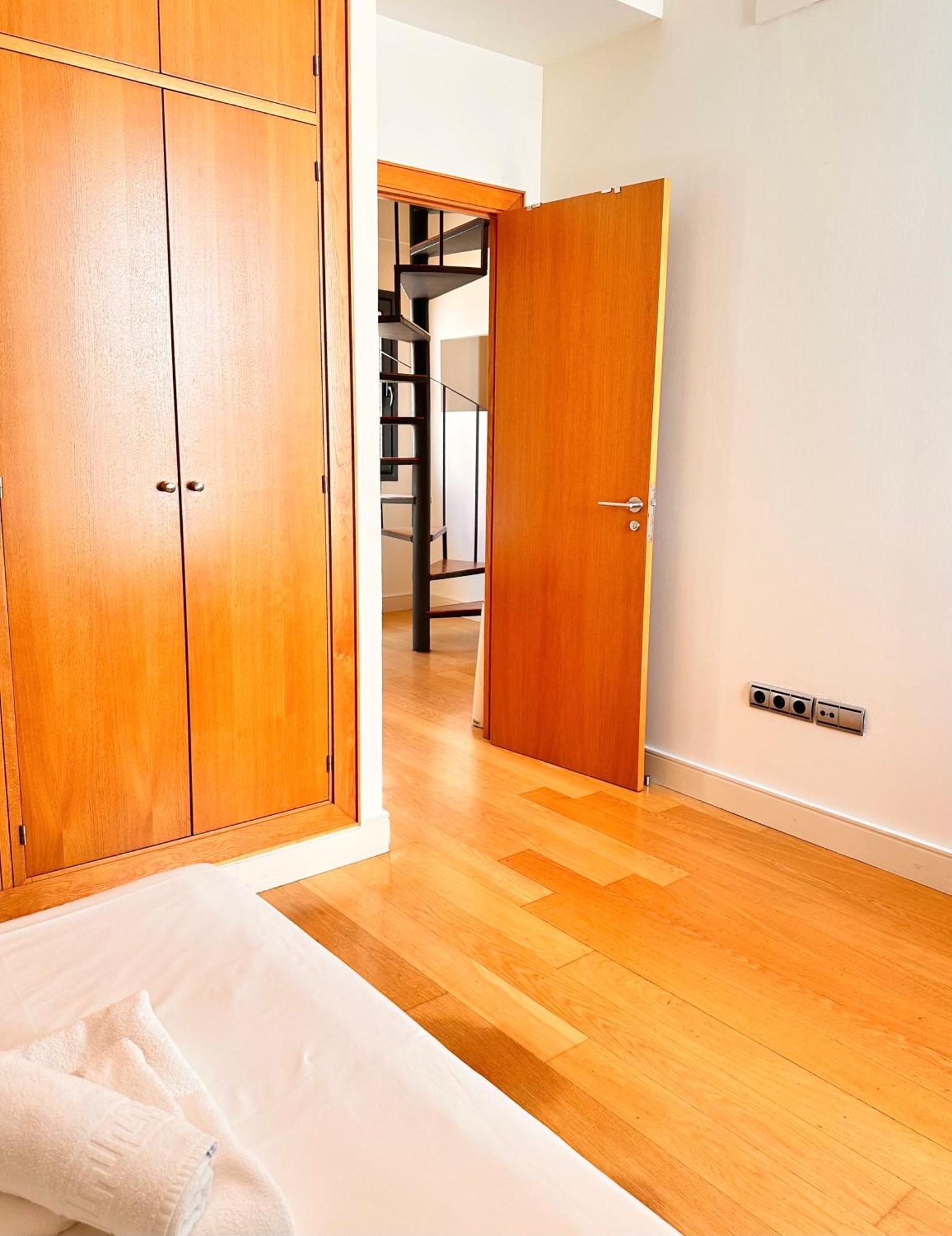 Penthouse Near Cathedral Private Rooftop Private Parking Sevilla Buitenkant foto