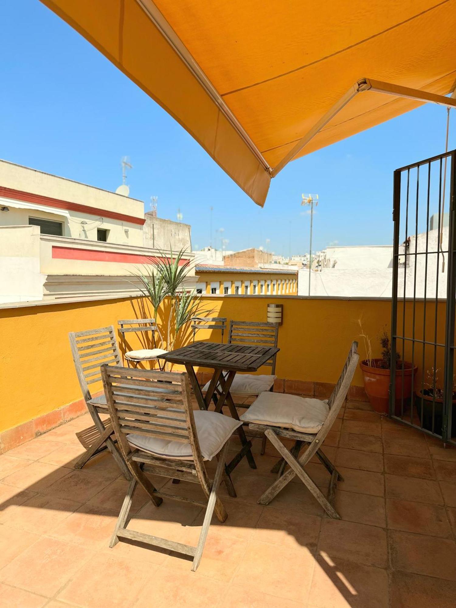 Penthouse Near Cathedral Private Rooftop Private Parking Sevilla Buitenkant foto