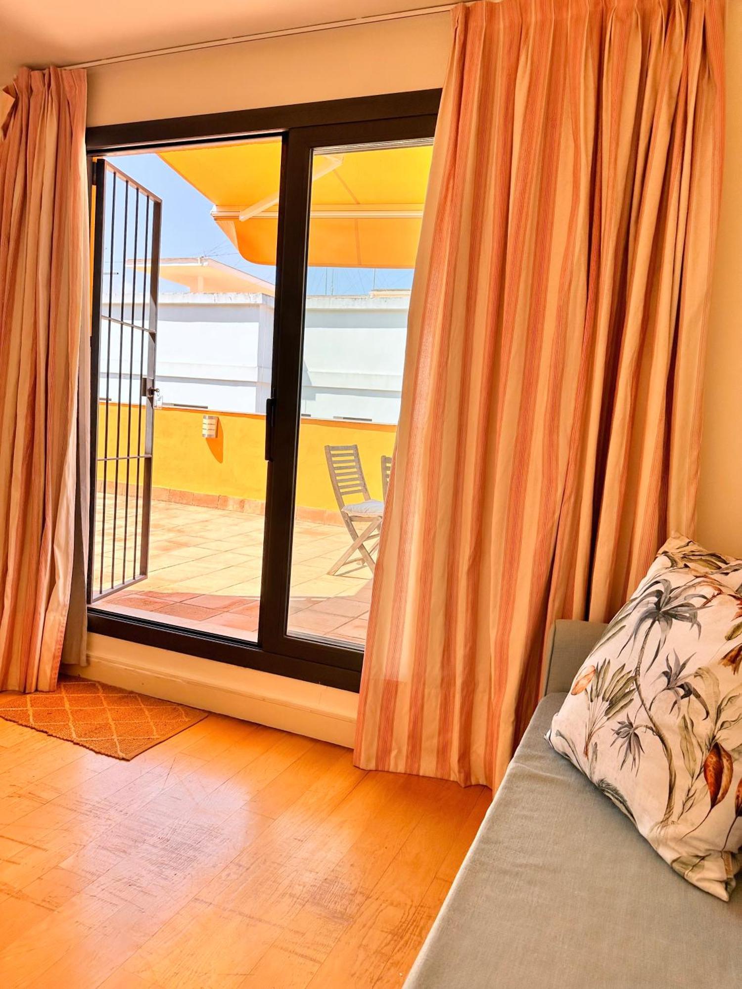 Penthouse Near Cathedral Private Rooftop Private Parking Sevilla Buitenkant foto