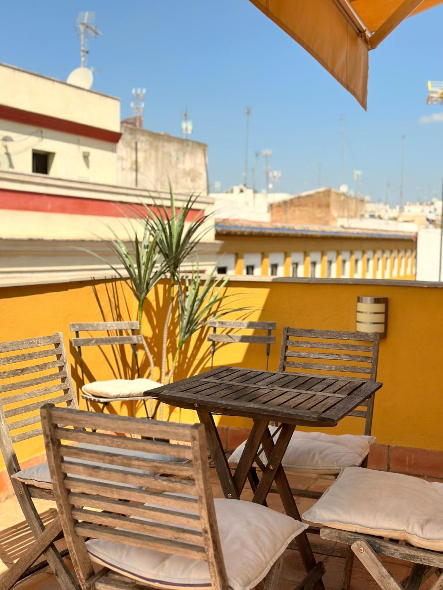 Penthouse Near Cathedral Private Rooftop Private Parking Sevilla Buitenkant foto